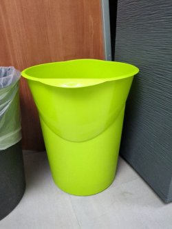 Functionalities and innovations of modern garbage cans 2.