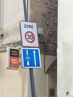 En quoi consiste le marquage au sol ?